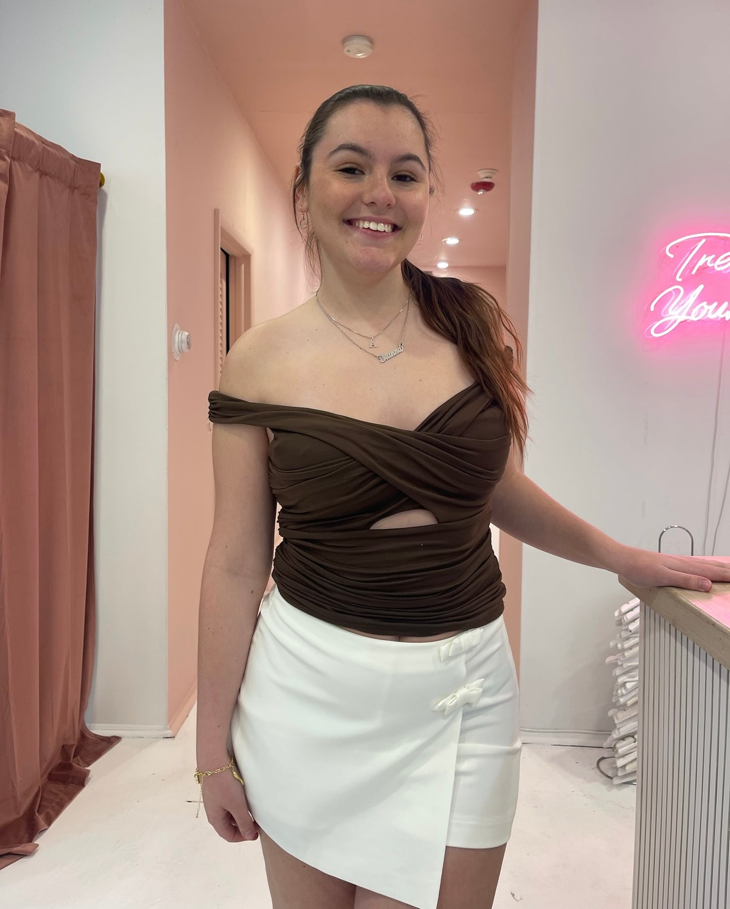 Victoria Top
